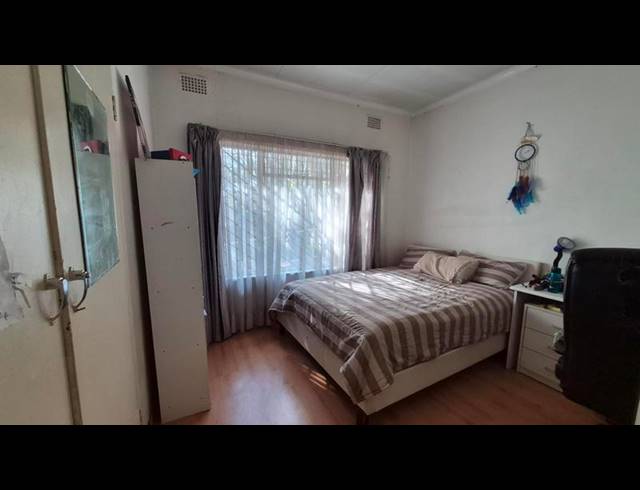 5 BEDROOM HOUSE FOR SALE IN ELDORAIGNE
